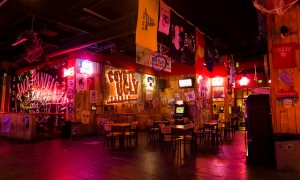 Coyote Ugly Salon
