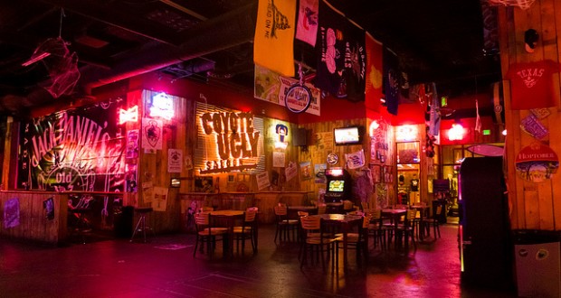 Coyote Ugly Salon