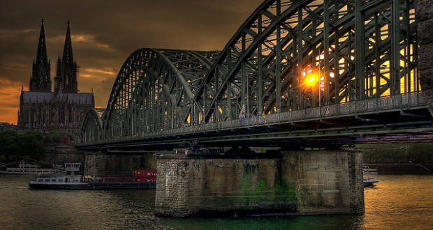 Hohenzollern Railway Bridge, Cologne Hohenzollern Railway Bridge, Cologne