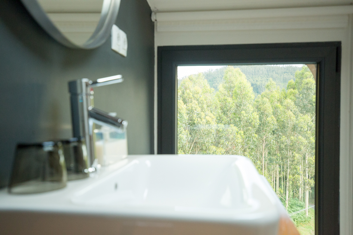 Bathroom view El castaño dormilón